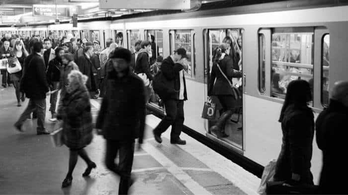 Peur d'aller au travail : Symptômes de la phobie du travail